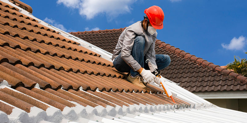 Easy Ways to Inspect Your Roofing from the Ground 