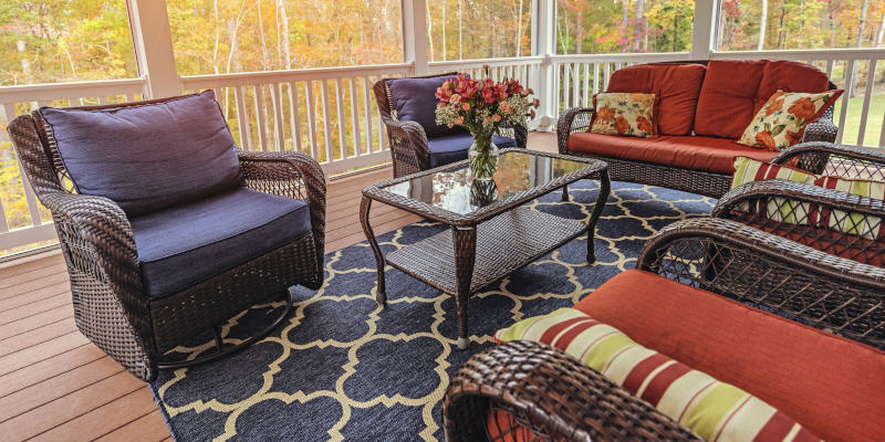 Unique Ways for Homeowners to Enhance Their Screen Rooms